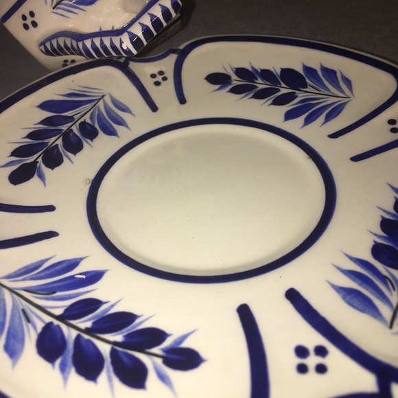 Vintage Quimper Pottery Cup & Saucer Set - Picture 16 of 16